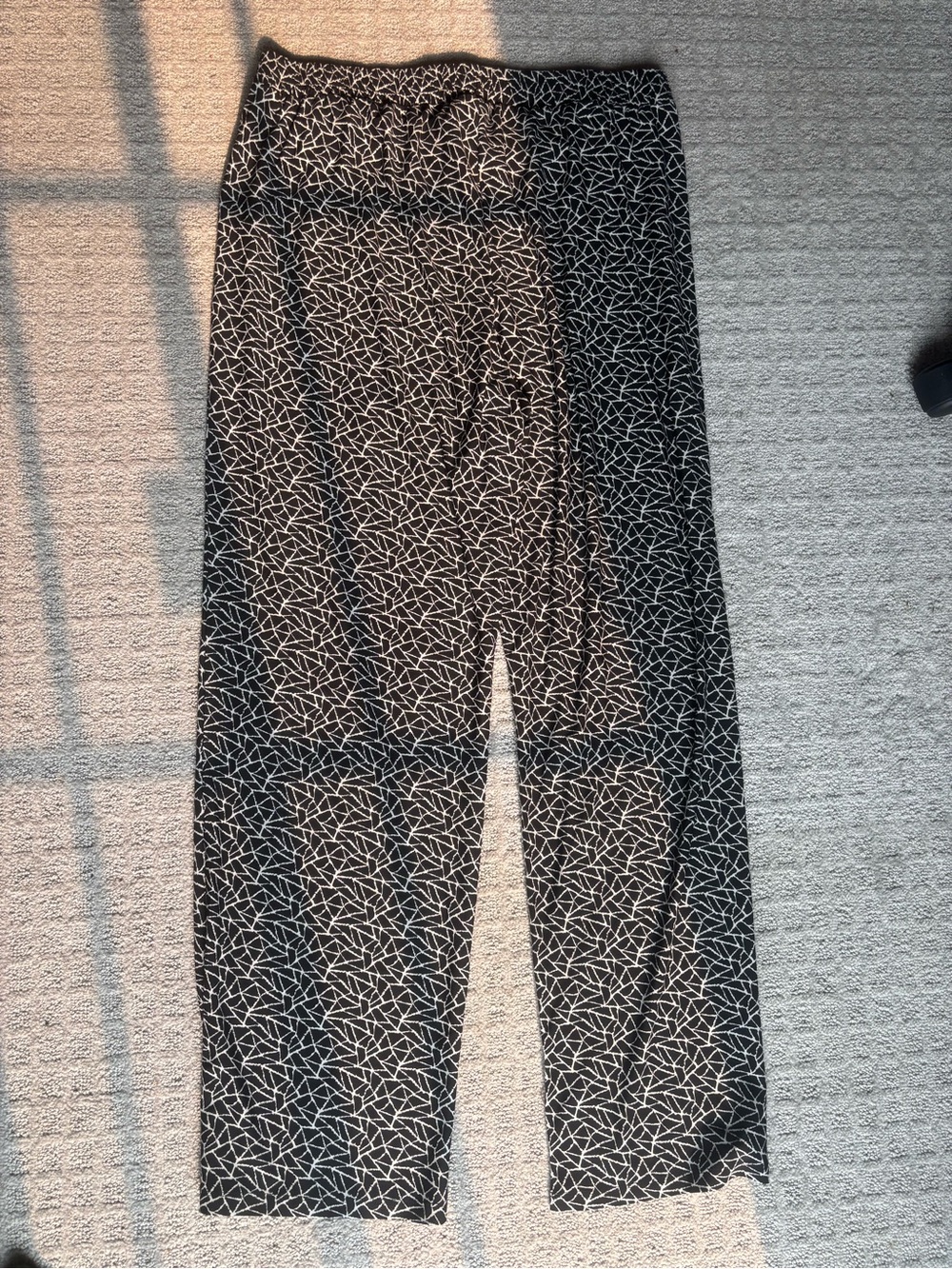 Antthony Black & White Geometric Straight-Leg Pants - Picture 2 of 4